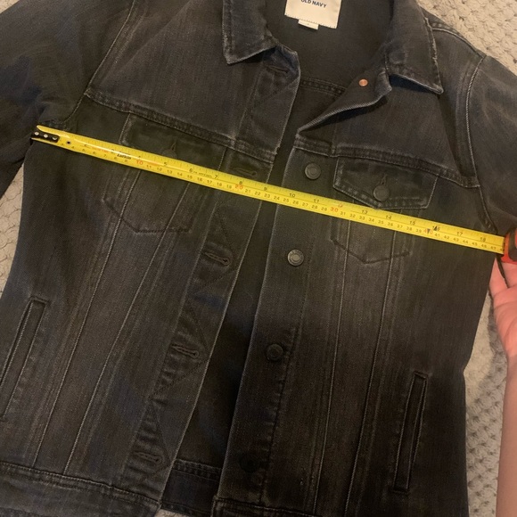 MOVING SALE Denim jacket Old Navy (dark grey/black/charcoal) - Picture 7 of 7